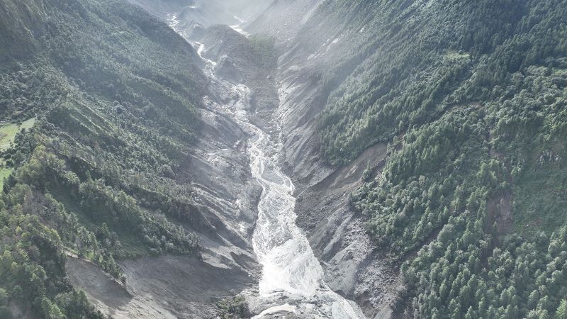 भोटेकोशीमा विनाशकारी बाढी कहाँबाट आयो ?