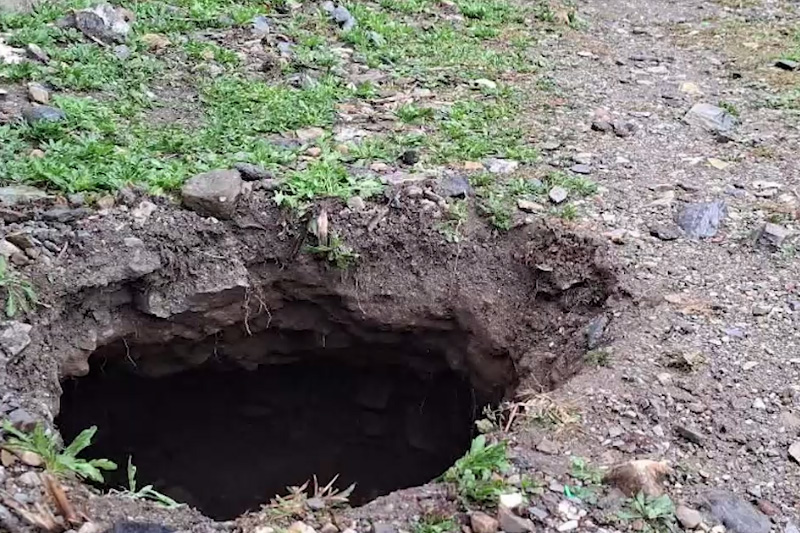 डोल्पामा सुरुङ खनेर भागे ८ कैदी
